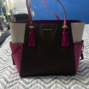 Michael Kors voyager  tote